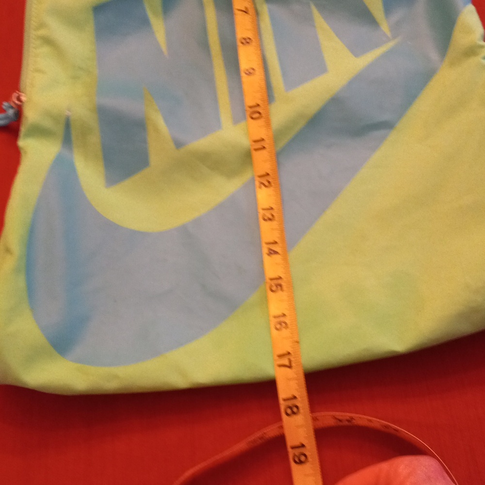 Nike Neon-Green Drawstring Bag with Blue Logo - Picture 11 of 11